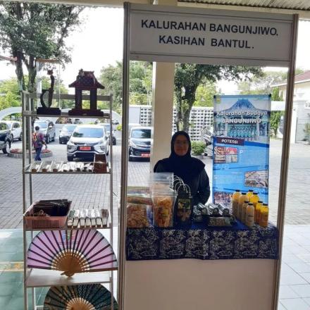 Pameran Produk UMKM Desa Mandiri Budaya Bangunjiwo di Kepatihan Yogyakarta