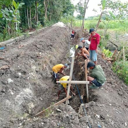 Pelaksanaan pembangunan JUT Dana Desa TA 2023 di Donotirto Bangunjiwo