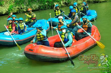  Kegiatan outbond di Citraello Rafting Borobudur Magelang